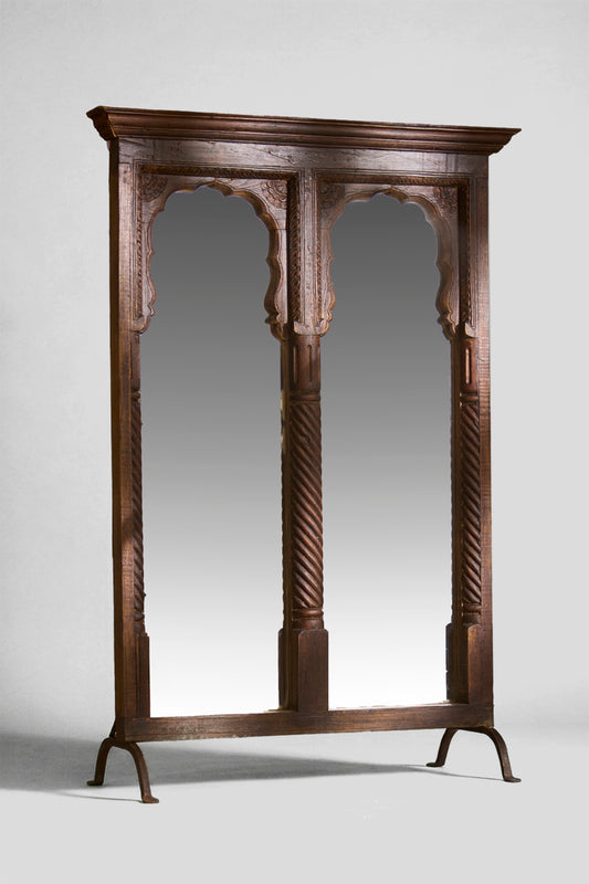 Maharani Mirror