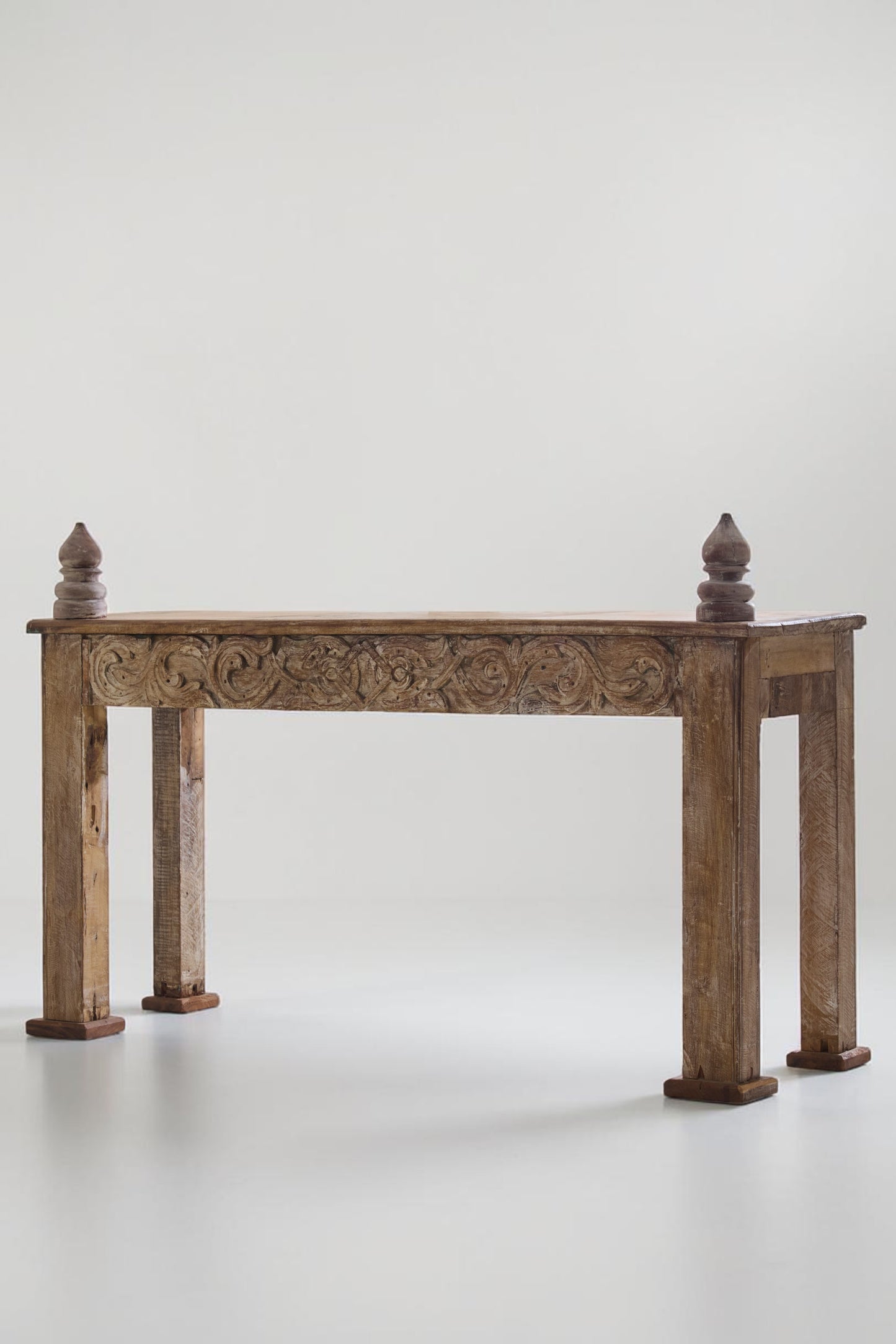 Mehrab Console