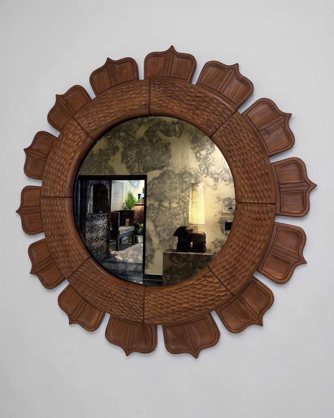 Vasuki Mirror