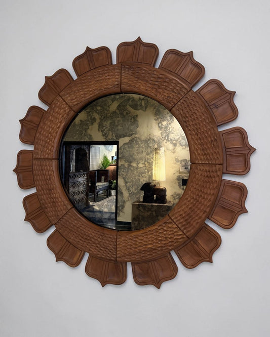 Vasuki Mirror